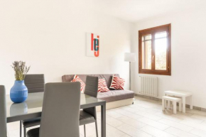 Sconti Inizio Anno - Appartamento Unico a Bologna con 3 Camere e Parcheggio Gratuito